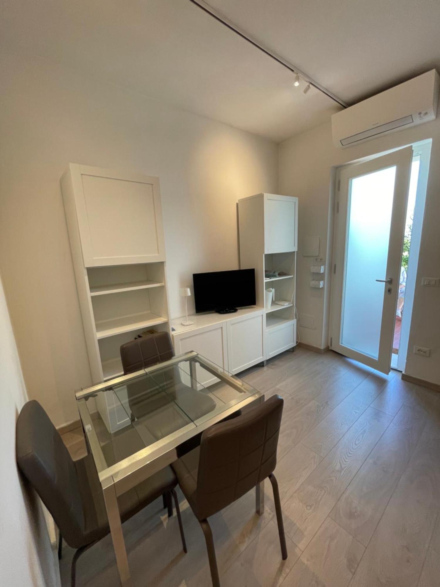 Villaggio Boschetti 10A Peschiera del Garda Luaran gambar